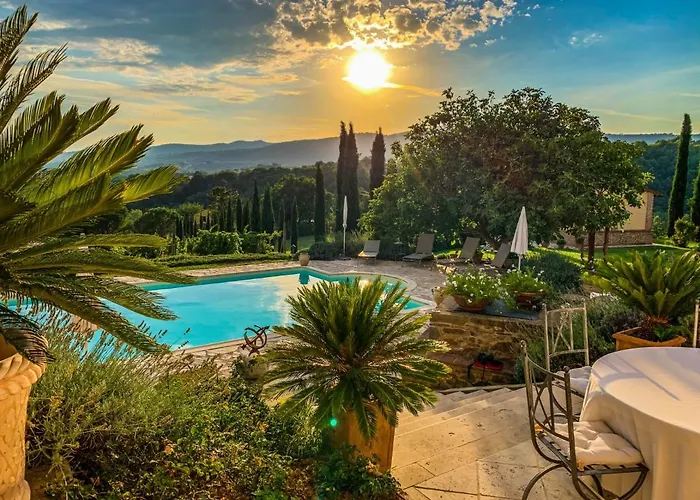 Вилла Rey Паникале