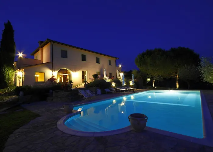 Rey Паникале